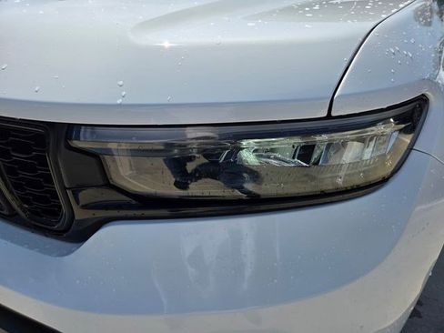 Used 2023 Jeep Grand Cherokee L Laredo image 21