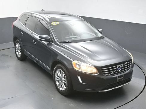 Used 2016 Volvo XC60 T5 Premier w/ Climate Package FWD image 42