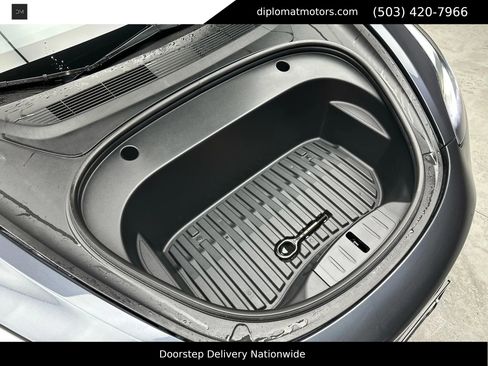 Used 2023 Tesla Model 3 Standard Range image 42