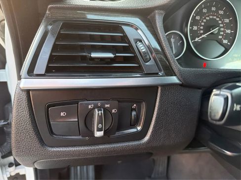 Used 2015 BMW 435i Convertible image 17