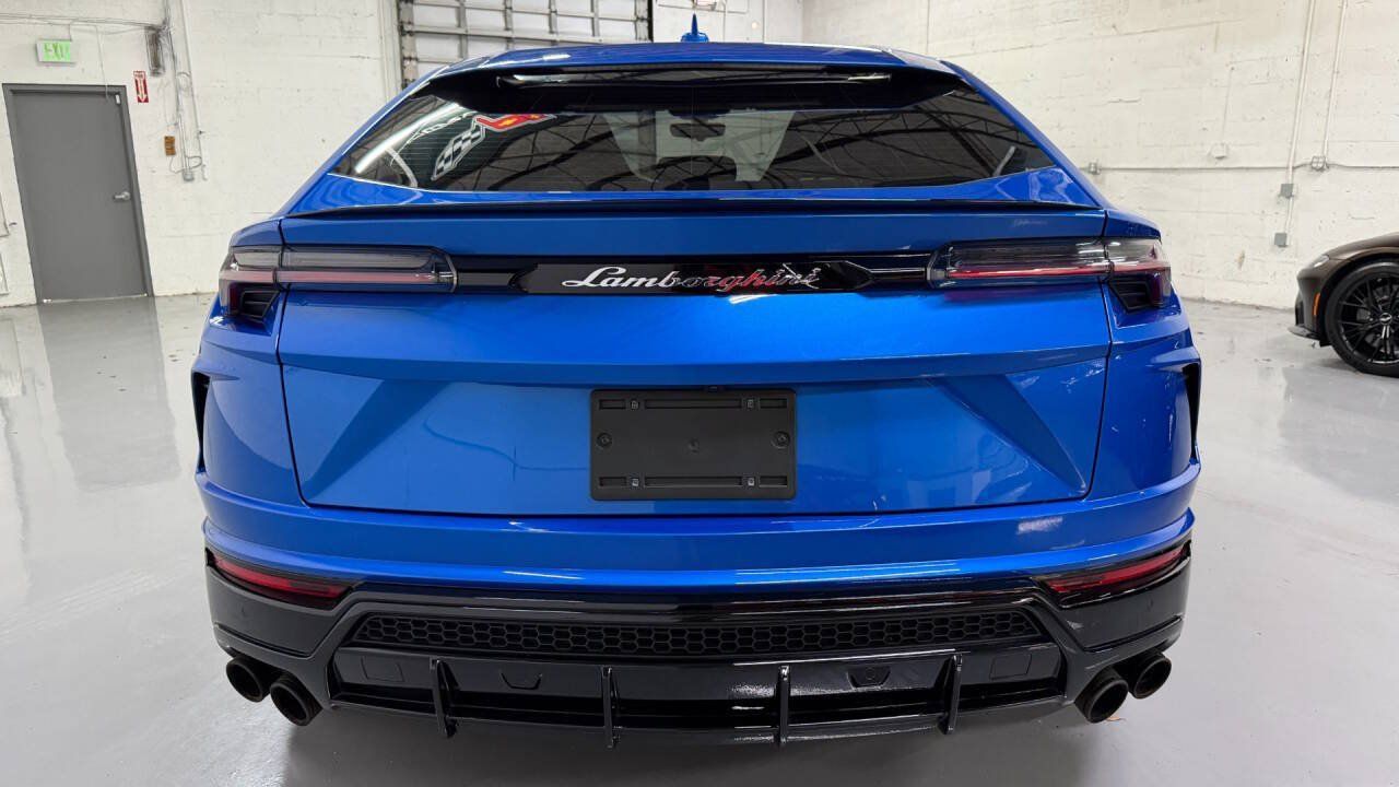 Used 2021 Lamborghini Urus AWD/4WD image 17