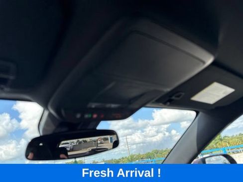 Used 2026 Chevrolet Equinox LT FWD image 10