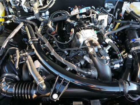 Used 2025 Ford Bronco Outer Banks image 29