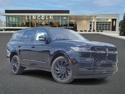 New 2025 Lincoln Navigator Reserve w/ Jet Appearance Package
