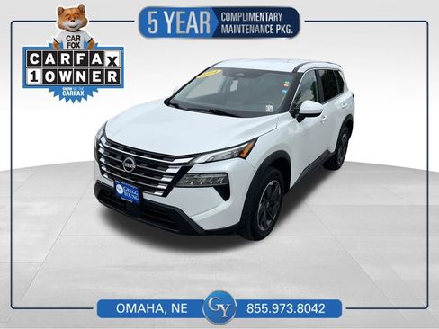 Used 2024 Nissan Rogue SV AWD/4WD image 1