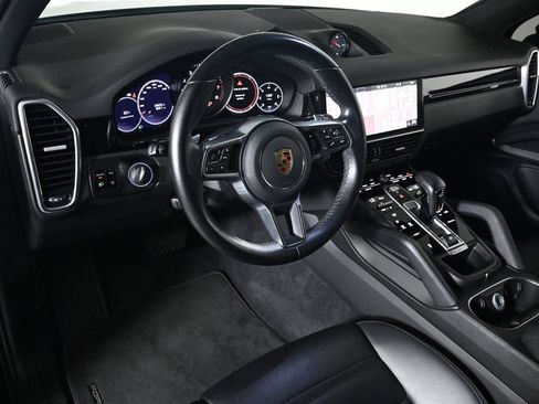 Certified 2021 Porsche Cayenne AWD/4WD image 4