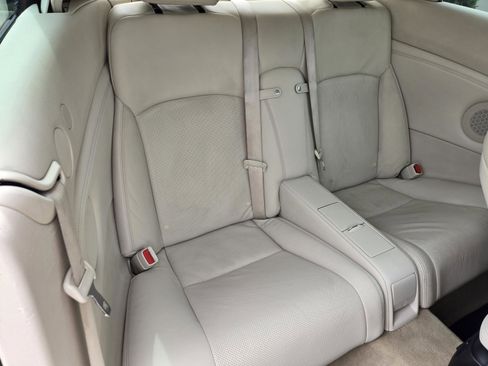 Used 2010 Lexus IS 250C RWD image 28