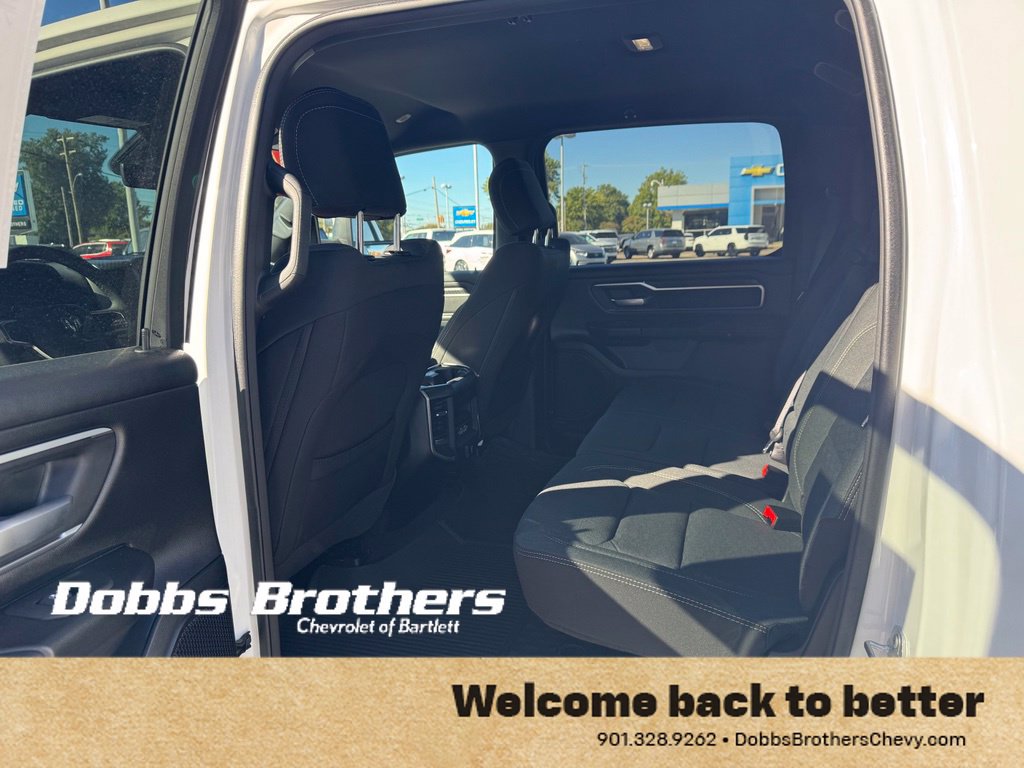Used 2025 RAM 1500 Big Horn AWD/4WD image 35