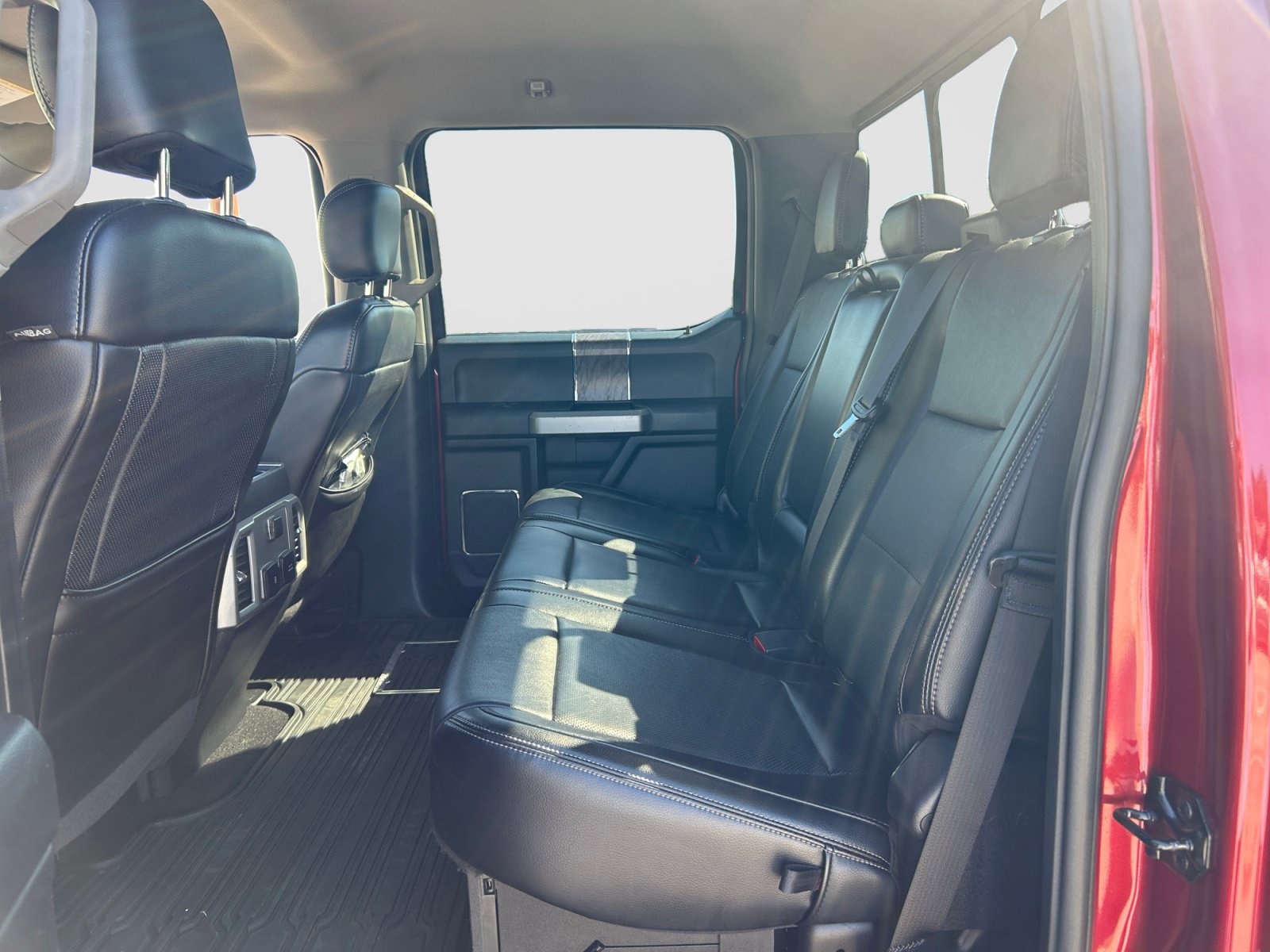 Used 2019 Ford F250 Lariat w/ Chrome Package AWD/4WD image 12