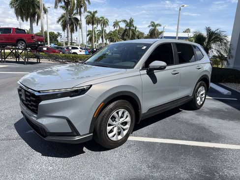 Certified 2024 Honda CR-V LX image 4