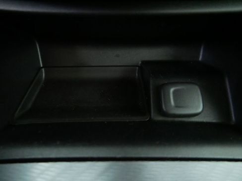 Used 2015 Chevrolet Impala LS FWD image 34