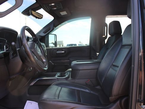 Used 2020 GMC Sierra 2500 Denali w/ Denali Ultimate Package AWD/4WD image 21