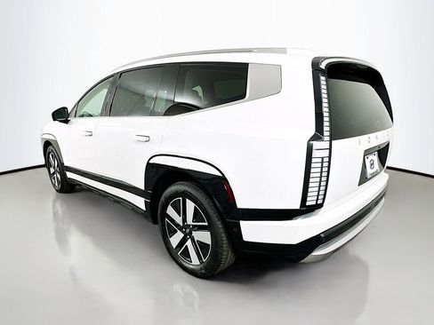 New 2026 Hyundai Ioniq 9 SEL image 7