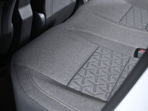 Used 2025 Nissan Kicks SV w/ SV Premium Package image 25