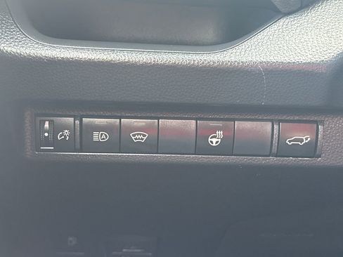 Used 2024 Toyota RAV4 SE w/ Convenience Package image 34