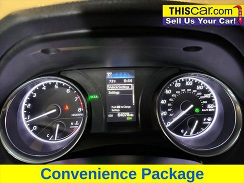 Used 2019 Toyota Camry SE image 8