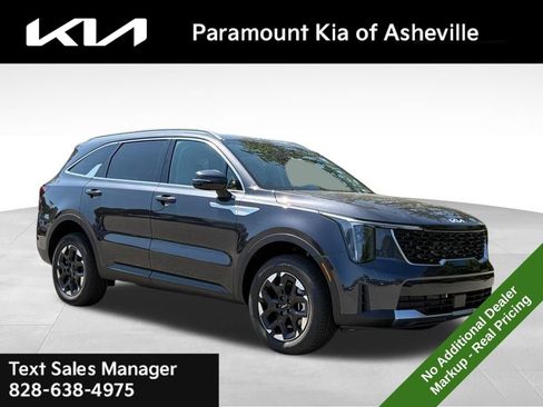 New 2026 Kia Sorento S image 1