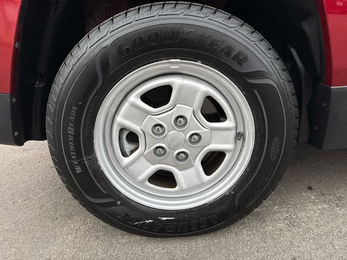 Used 2016 Jeep Patriot Sport w/ Power Value Group image 9