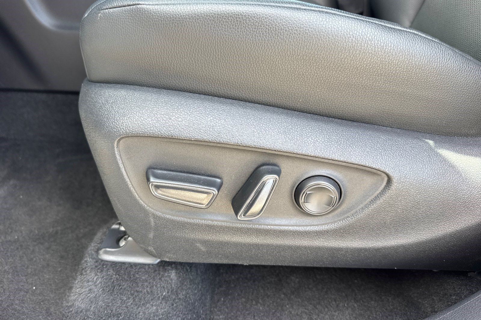 Used 2026 Toyota Grand Highlander FWD image 15