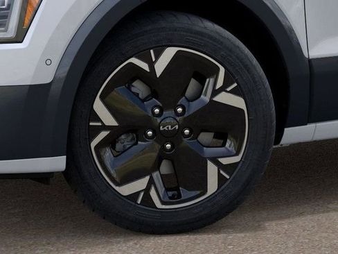 New 2025 Kia Niro Wave w/ Wave Preserve Package image 10