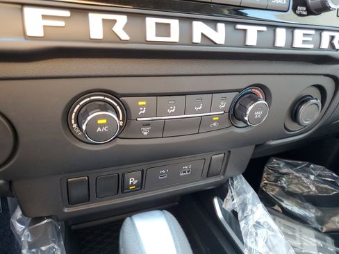 New 2026 Nissan Frontier SV w/ Tow Package image 15