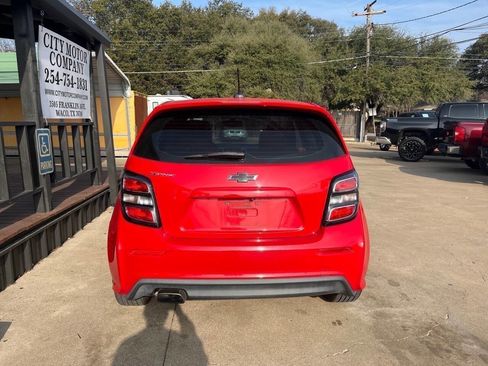 Used 2018 Chevrolet Sonic LT image 6