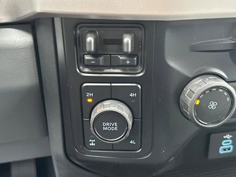 New 2026 Ford F250 XLT w/ FX4 Off-Road Package image 24