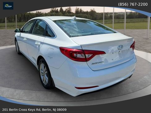Used 2017 Hyundai Sonata SE FWD image 3