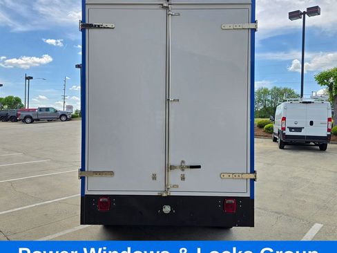 Used 2023 Ford E-350 and Econoline 350 Super Duty w/ Power Windows & Locks Group RWD image 5