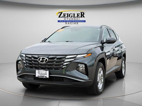 Certified 2023 Hyundai Tucson SEL AWD/4WD image 3