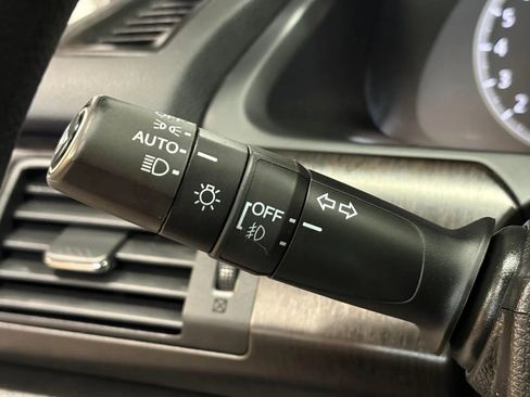 Used 2015 Honda Accord EX image 30