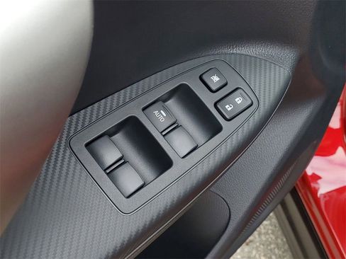 New 2025 Mitsubishi Eclipse Cross SE image 13