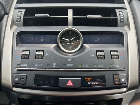 Used 2018 Lexus NX 300 FWD image 15