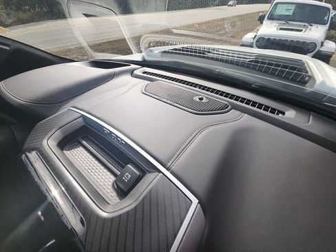 New 2025 RAM 1500 Big Horn AWD/4WD image 28