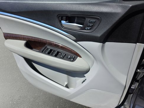 Used 2017 Acura MDX SH-AWD w/ Technology Package image 26