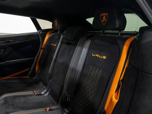 Used 2024 Lamborghini Urus Performante AWD/4WD image 81