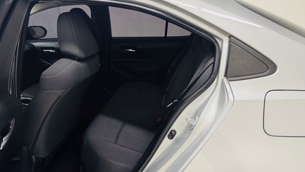 Used 2021 Toyota Corolla LE FWD image 21