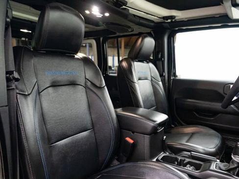 Used 2023 Jeep Wrangler Unlimited Rubicon 4xe AWD/4WD image 27