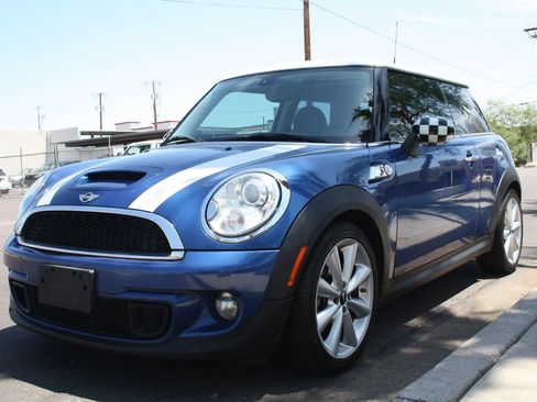 Used 2013 MINI Cooper S FWD image 8