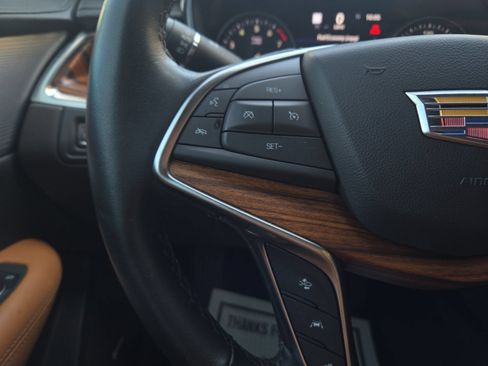Used 2024 Cadillac XT5 Premium Luxury w/ Technology Package FWD image 15