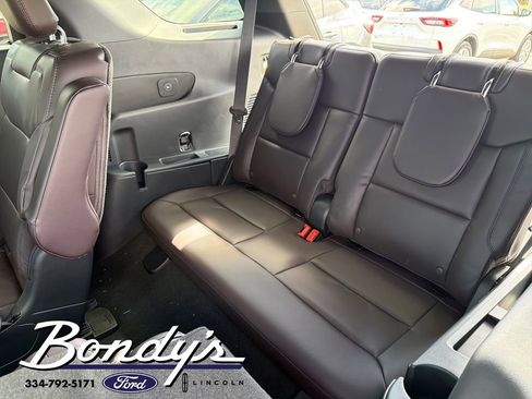 New 2026 Ford Explorer Platinum image 10