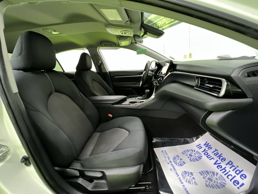 Used 2022 Toyota Camry LE FWD image 27