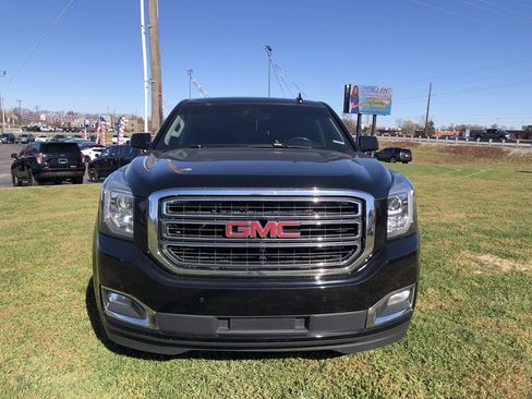 Used 2019 GMC Yukon XL SLT image 8