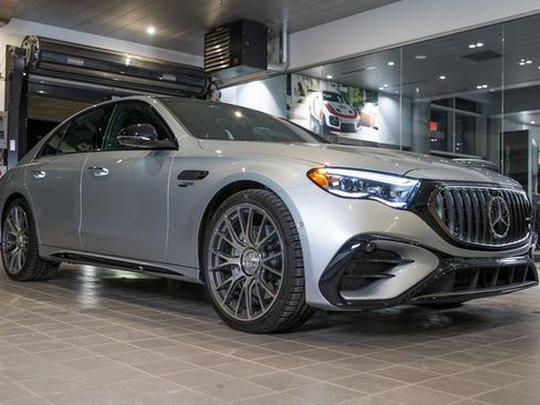 Used 2026 Mercedes-Benz E 53 AMG e 4MATIC Sedan image 1