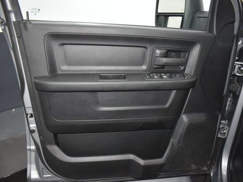 Used 2024 RAM 3500 Tradesman w/ Snow Chief Group AWD/4WD image 12