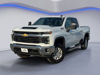 Used 2025 Chevrolet Silverado 2500 LT AWD/4WD video 2