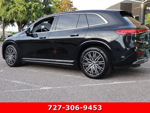 Certified 2023 Mercedes-Benz EQS 580 4MATIC SUV w/ Exclusive Trim Package image 7