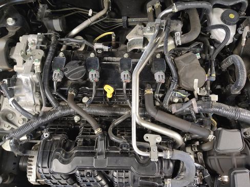 Used 2024 Nissan Altima 2.5 SV image 30