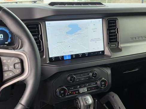 Certified 2025 Ford Bronco Badlands image 9