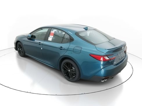 New 2026 Toyota Camry SE image 5